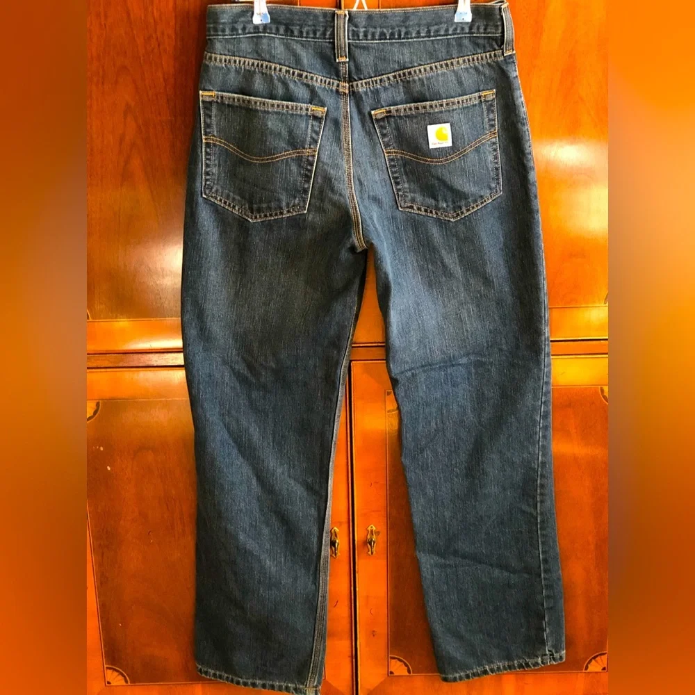 CARHARTT 31x32 dk wash jeans Barely worn and look new! Straight leg - Picture 2 of 5